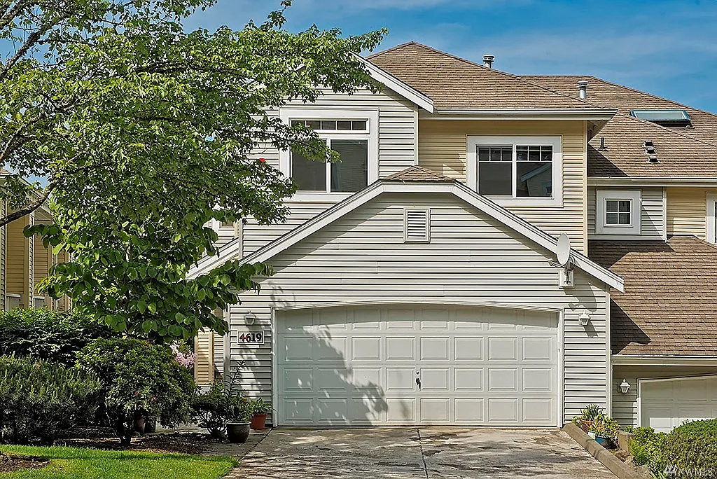 3 bed, 2.5 bath, 1732 sqft, $3,000 — Photo 1