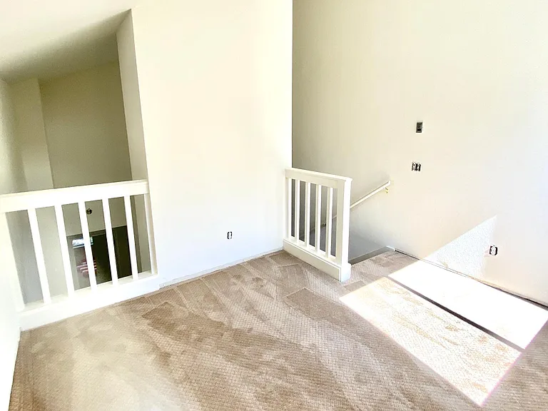 218 Bayside Ct — Photo 28
