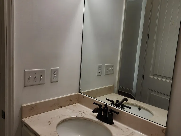 8362 Curtis Landing Ln — Photo 22