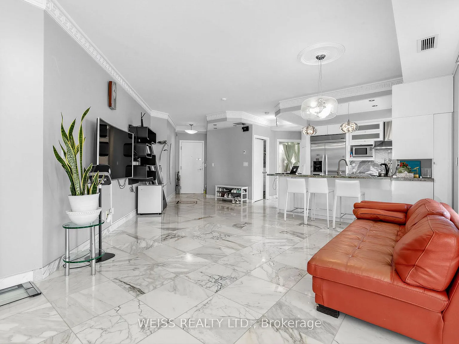 3 bed, $4,800 — Photo 4