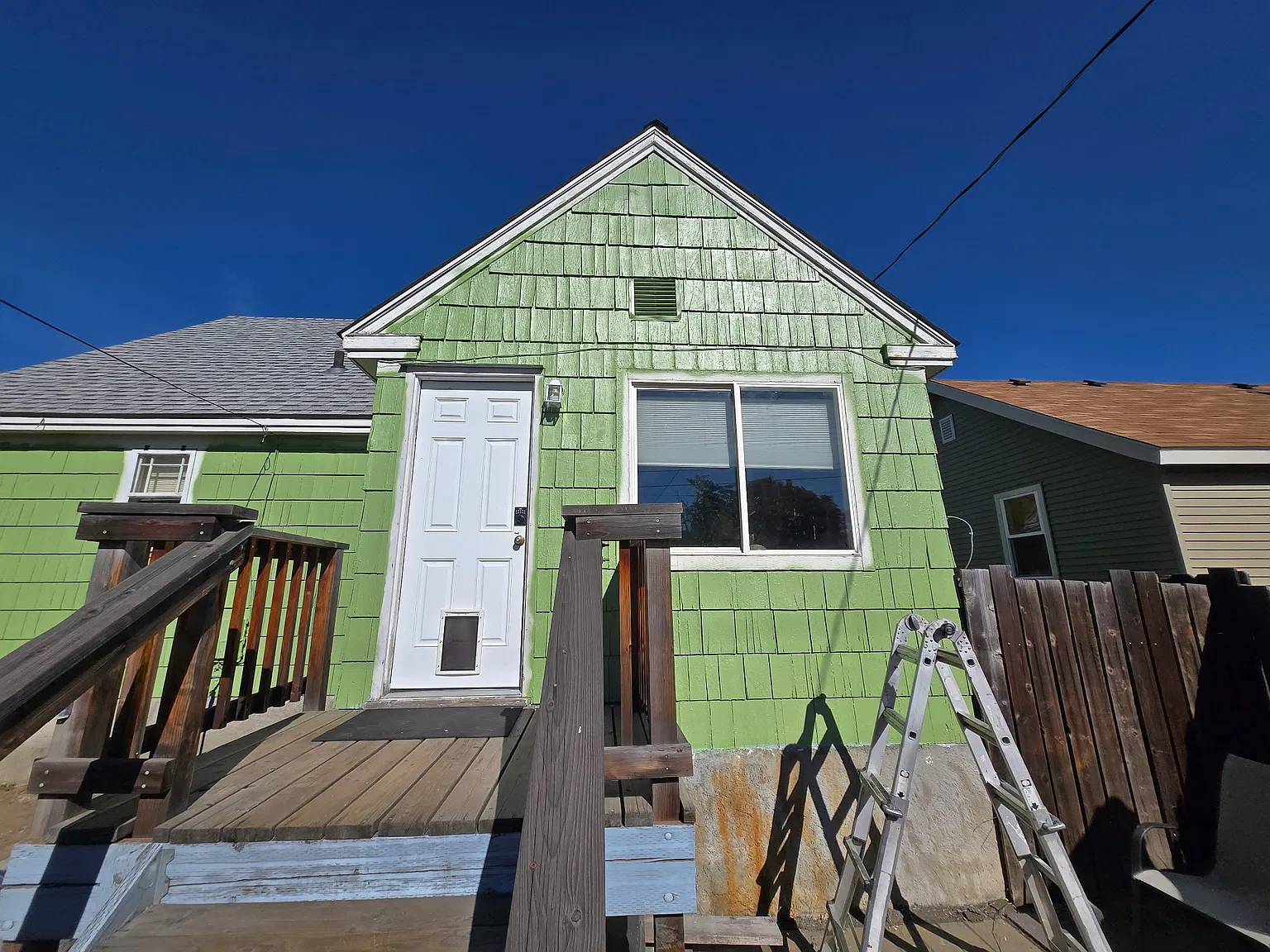 3 bed, 1942 sqft, $1,900 — Photo 2