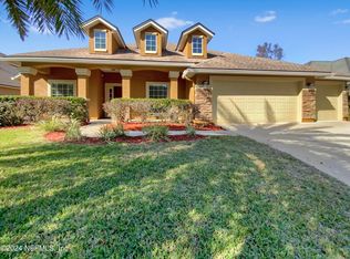 668 Chestwood Chase Dr, Orange Park, FL 32065