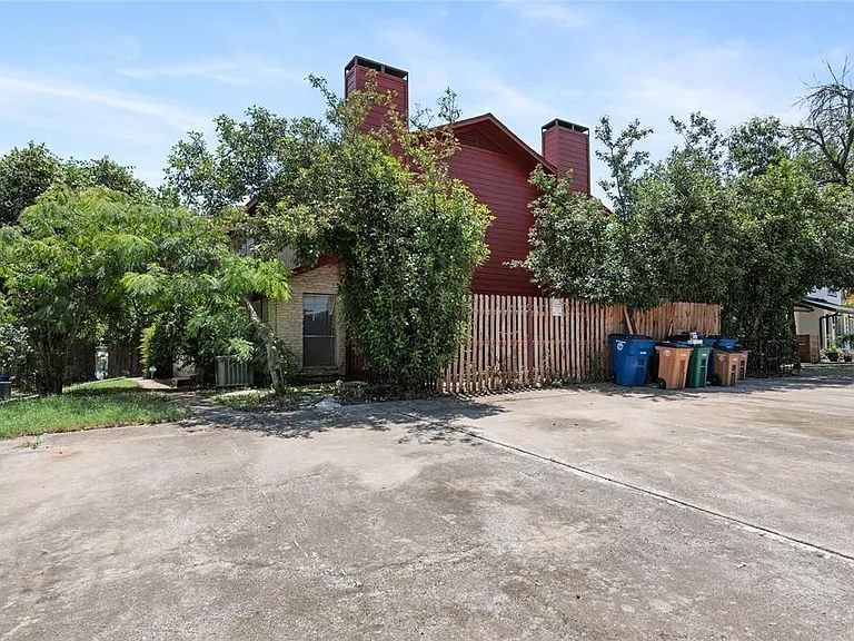 1407 Camp Craft Rd #C — Photo 10