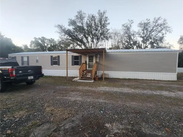 1333 Wilkinson Dr, Plant City, FL 33566