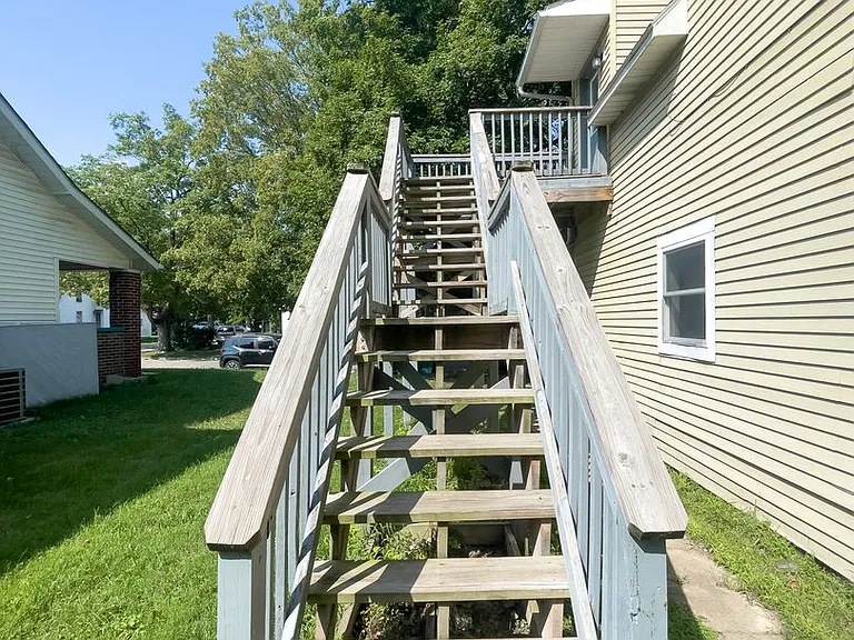 204 N Dill St — Photo 19