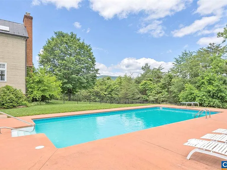 The swimming pool has a brand new liner. The deep end is 9 feet with a diving board. The shallow end can be roped off if you have little ones. Bi-weekly pool maintenance is in included in the rent.