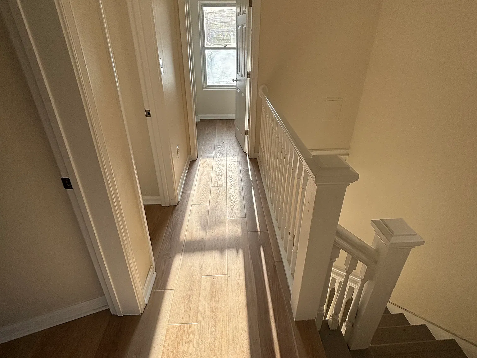 2 bed, 1.0 bath, $1,400 — Photo 2
