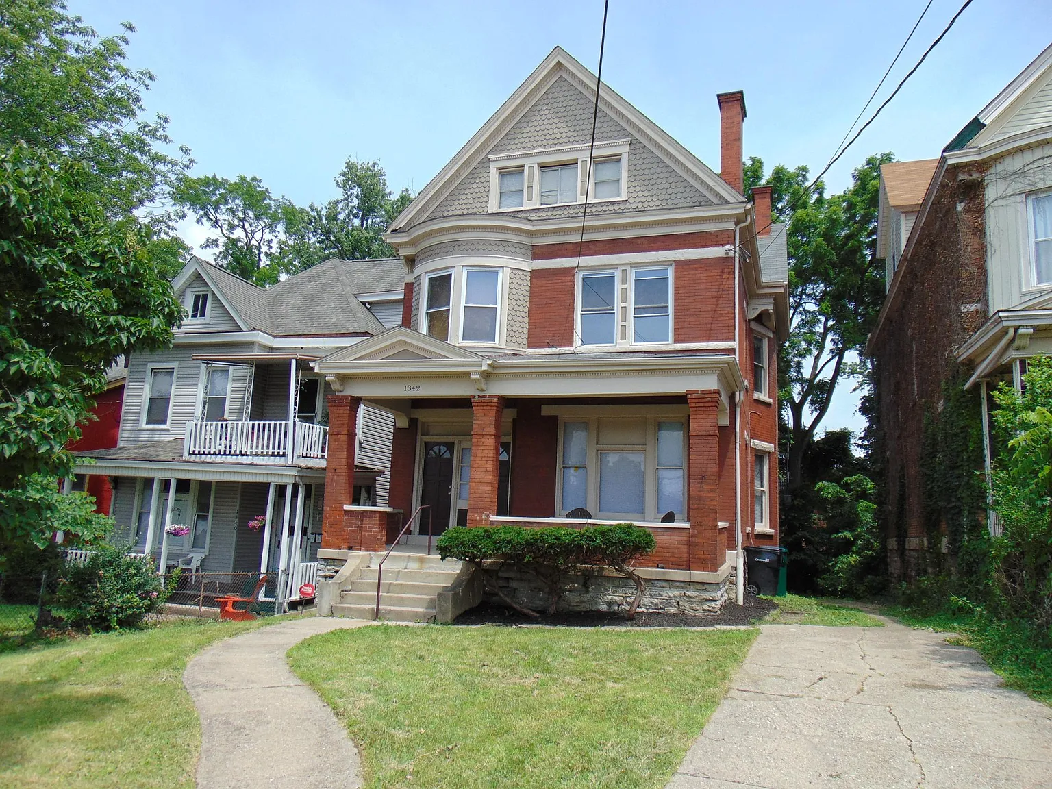 1342 William Howard Taft Road — Photo 1