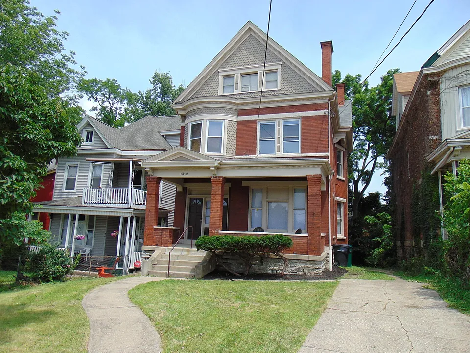 1342 William Howard Taft Rd