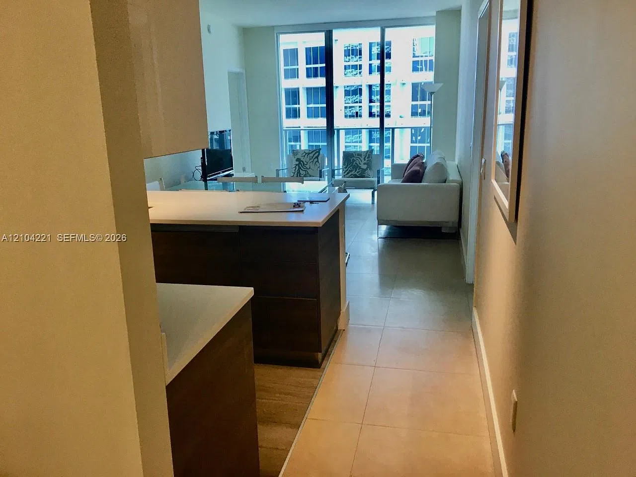 1100 Millecento Residence — Photo 2