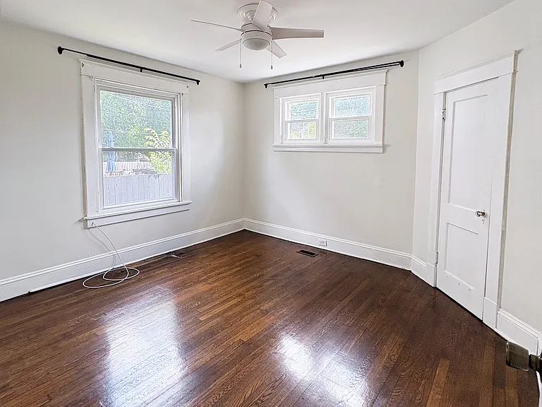 813 W Lancaster Rd — Photo 10