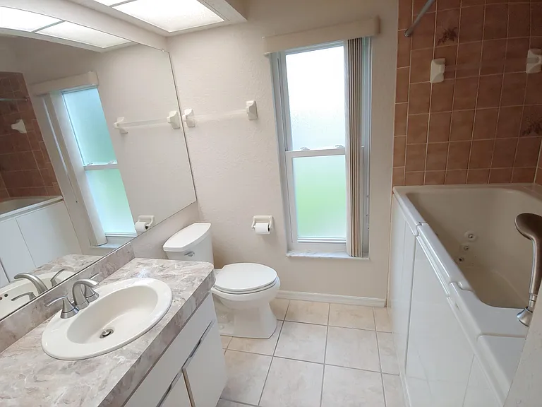 14 Balsam St — Photo 18