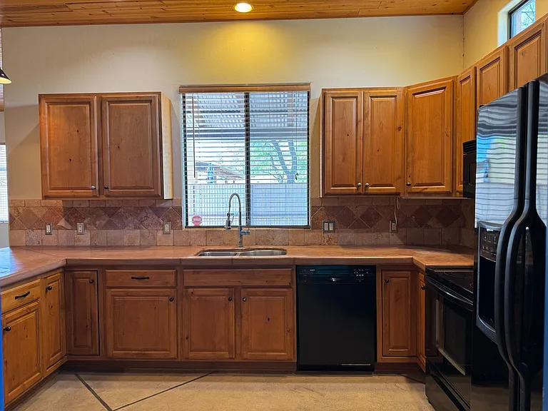 1717 N Baxter Dr — Photo 27