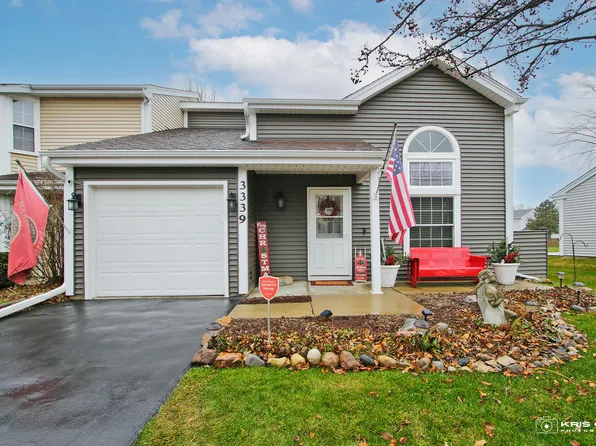 3339 Greenwich Ln, Island Lake, IL 60042