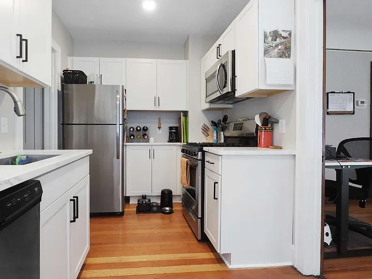 5230 Xerxes Ave S — Photo 6