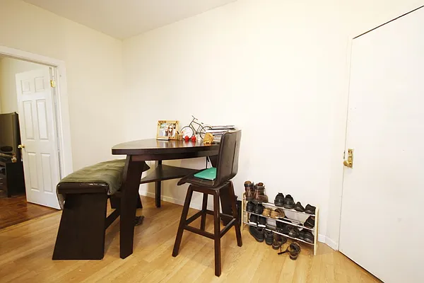 Rented by Modern Spaces | media 11