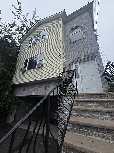 565 Bergen St #G2 Photo 1