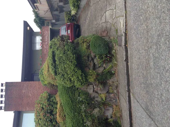 7007 56th Ave NE, Seattle, WA 98115