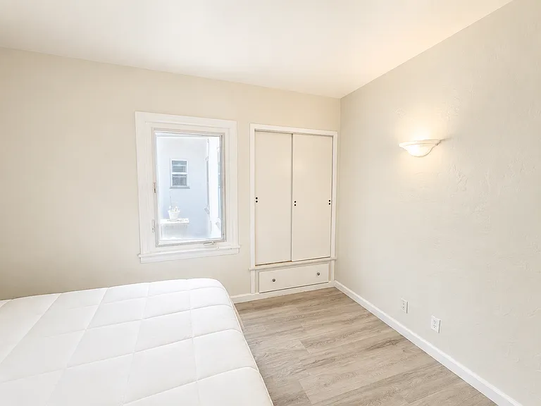 8501 S 5th Ave #A — Photo 9