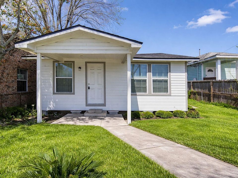 1st image of 7957 Ritz St