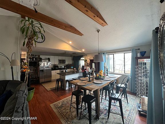 5th image of 1042 Salamanca Dr