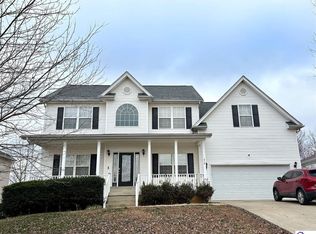 317 Vineland Place Dr, Vine Grove, KY 40175