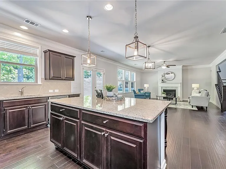 850 Grove Valley Dr — Photo 10