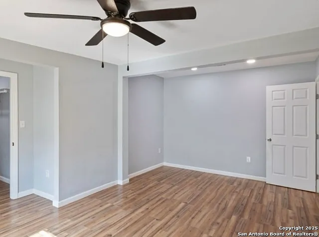 1050 Vanderbilt St — Photo 11
