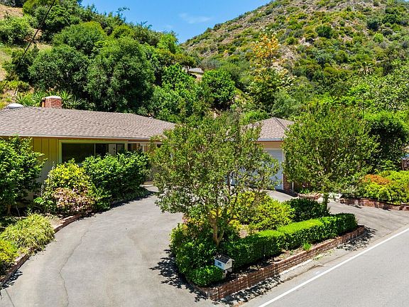 2633 Mandeville Canyon Rd, Los Angeles, CA 90049 | MLS #24-408127 | Zillow