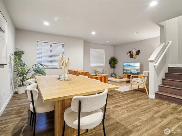 4908 S Willow Street #B, Seattle, WA 98118