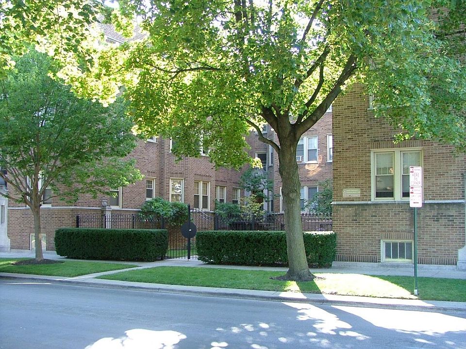 2nd image of 907 Clinton Ave APT 2N