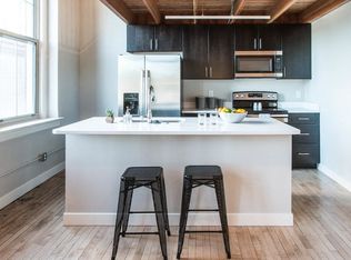 La Maison, Saint Louis, MO 63118