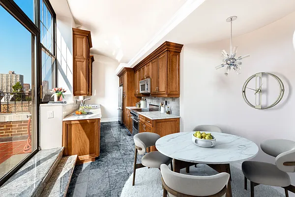 Rented by Corcoran | media 19