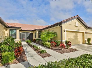 321 Bluewater Falls Ct, Apollo Beach, FL 33572