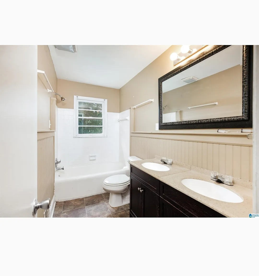 2248 1st Pl NW — Photo 4