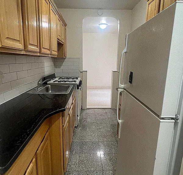 66-20 Wetherole St #3F — Photo 5