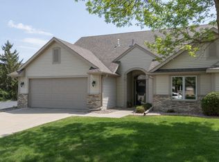 4900 Oaklawn Ln NW, Rochester, MN 55901