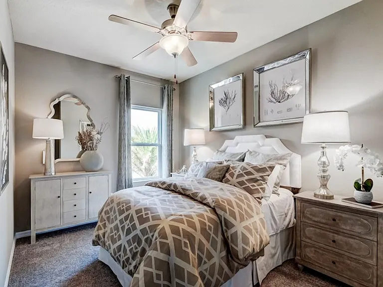 111 Brighton Ln — Photo 4