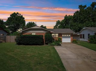 512 N Front St, Noble, OK 73068