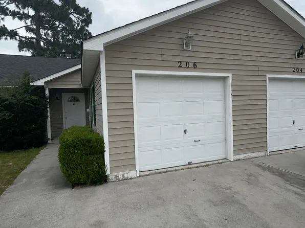 206 Faison Ln, Hubert, NC 28539