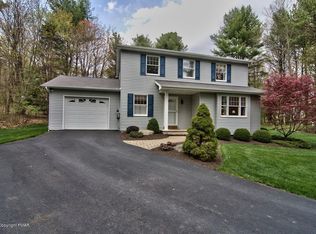 206 Steven Ln, Stroudsburg, PA