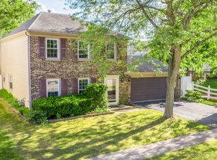 4921 Lichfield Dr, Hoffman Estates, IL 60010