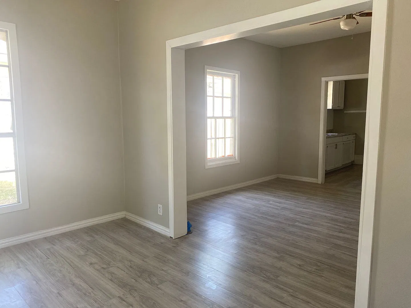 Recently Remodeled 2/1 in Sherman! — Photo 2