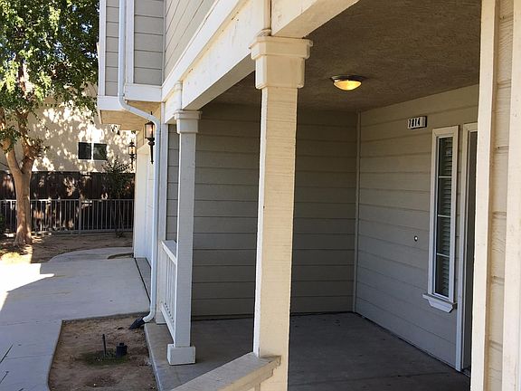 2nd image of 7814 N Woodrow Ave