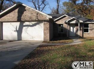 10715 Grady Ln, Dallas, TX 75217