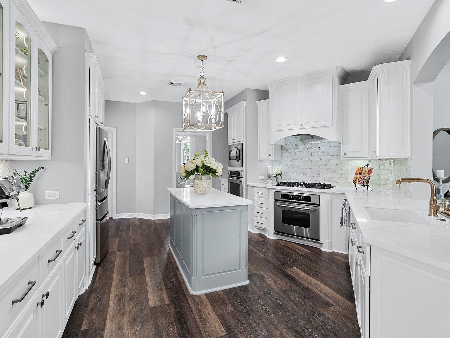 8523 Stones Throw Ln