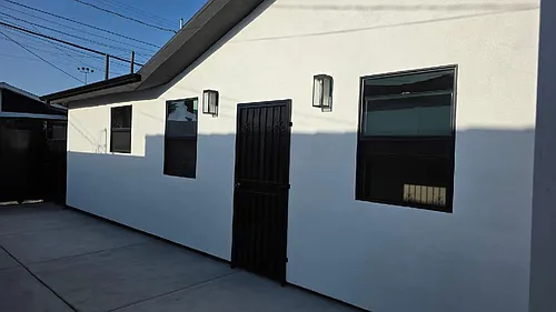 1029 E Cruces St Photo 1