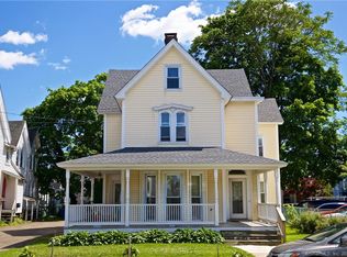 30 Rowan St, Norwalk, CT 06855