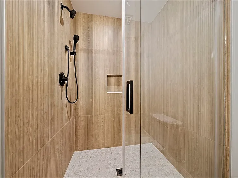 52 Bellevue St #2 — Photo 3