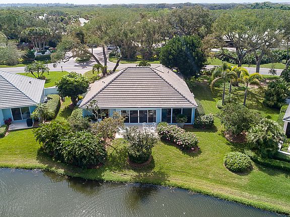 4th image of 458 Sabal Palm Ln